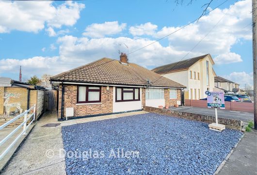 Bruce Grove, Wickford, Essex - Wards of Kent