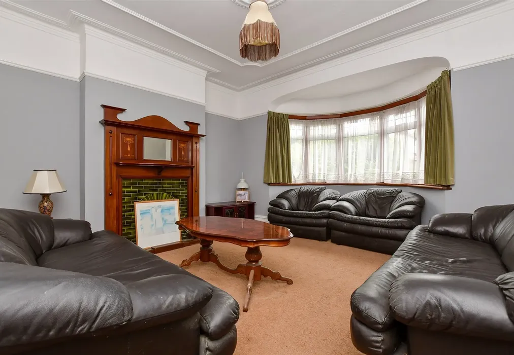 Living Room - Victoria Avenue, South Croydon, Surrey - Wards of Kent