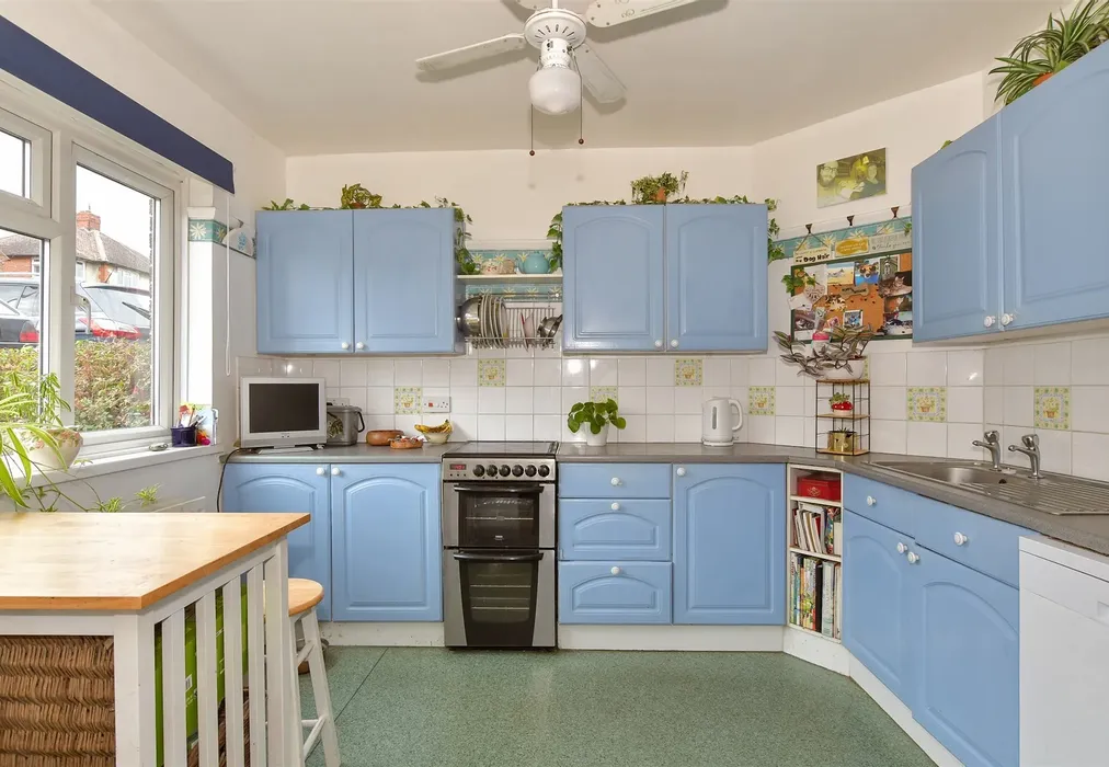 Kitchen - Lancelot Avenue, Strood, Rochester, Kent - Wards of Kent
