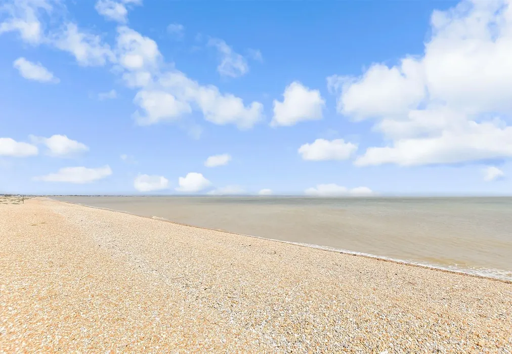 Surrounding Area - Lade Fort Crescent, Lydd On Sea, Kent - Wards of Kent