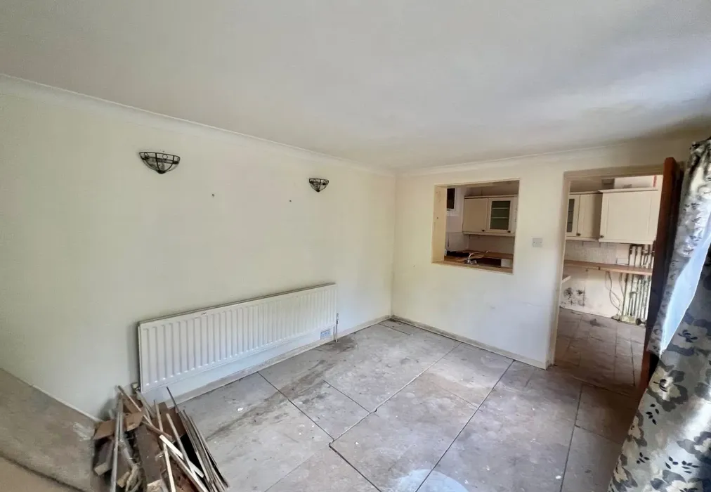 Lounge - Minster Road, Minster On Sea, Sheerness, Kent - Wards of Kent