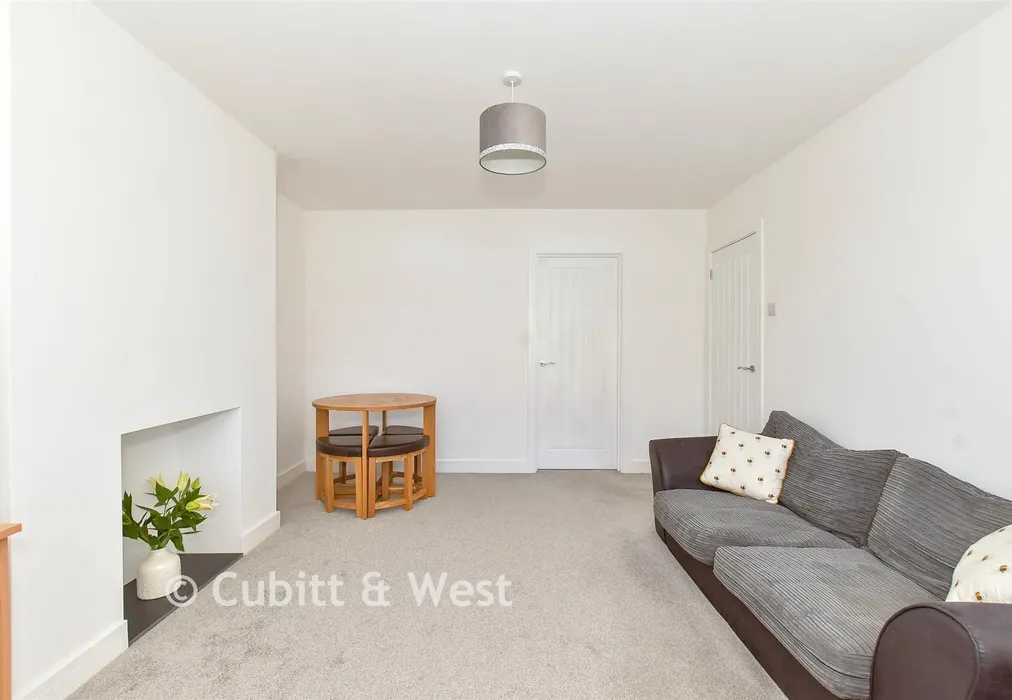 Lounge - West View Drive, Yapton, Arundel, West Sussex - Wards of Kent