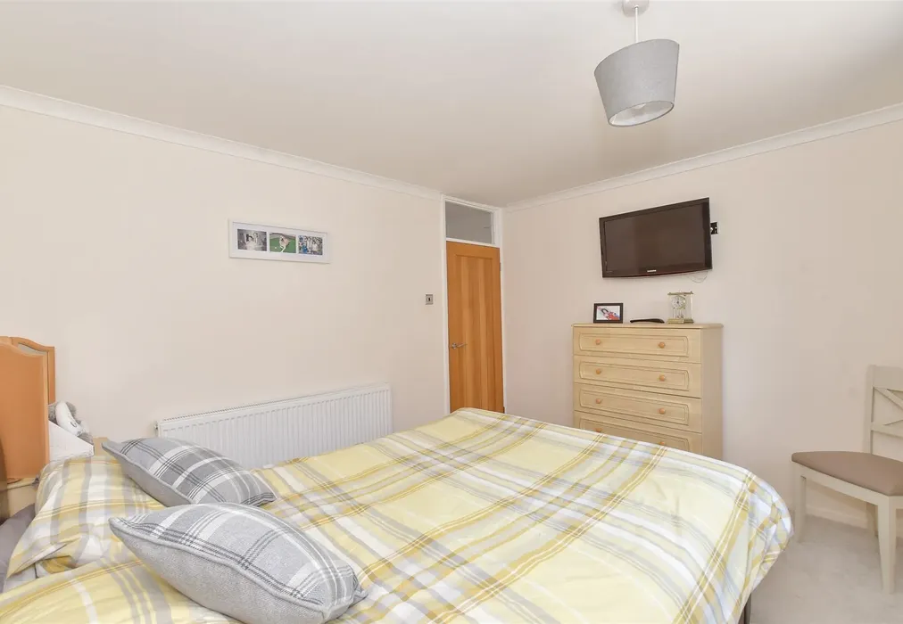 Bedroom 2 - Rosemary Way, Horndean, Waterlooville, Hampshire - Wards of Kent