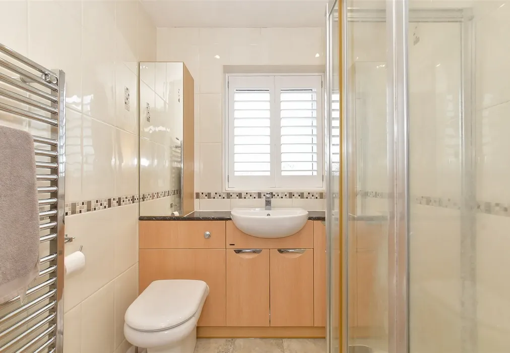 Shower Room - Rosemary Way, Horndean, Waterlooville, Hampshire - Wards of Kent