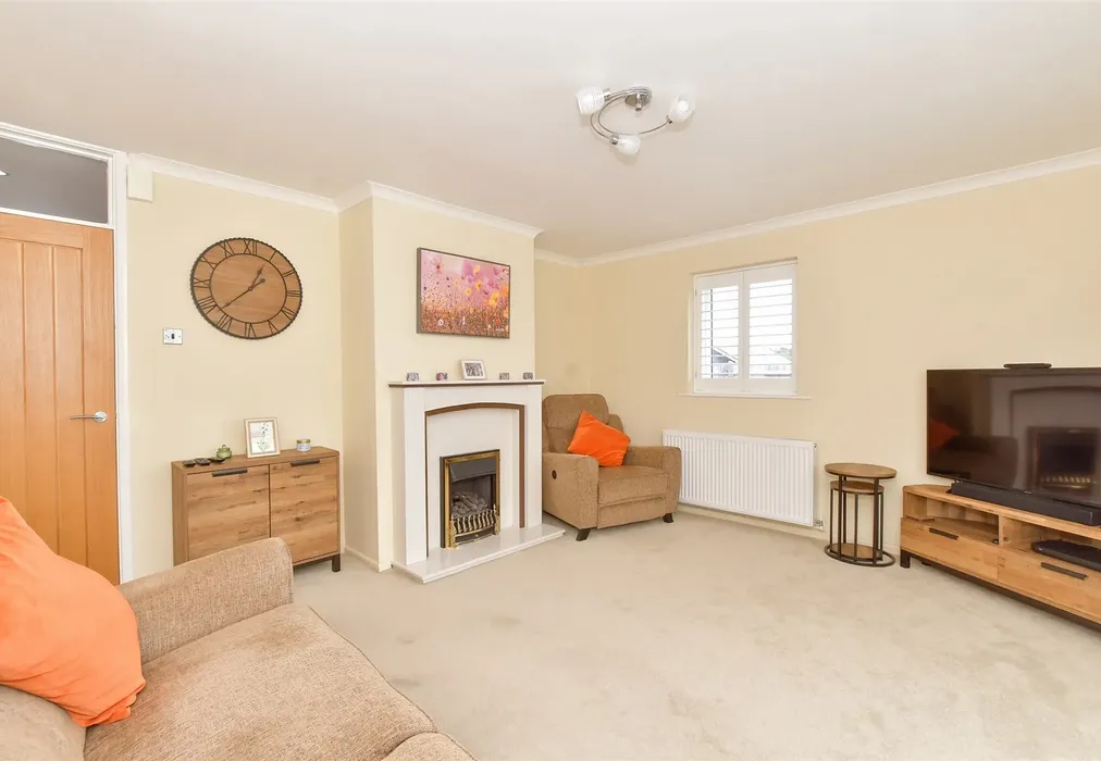 Lounge - Rosemary Way, Horndean, Waterlooville, Hampshire - Wards of Kent