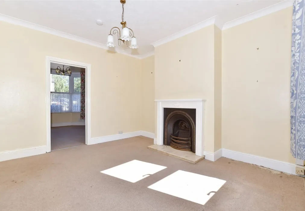 Dining Room - Tonbridge Road, Maidstone, Kent - Wards of Kent