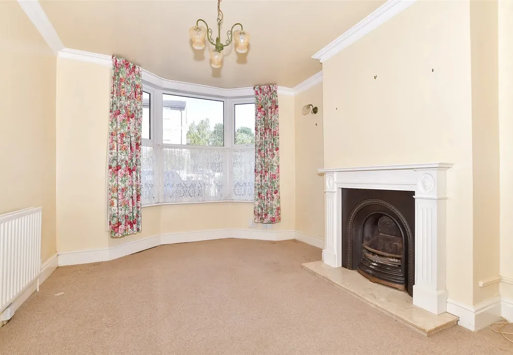 Lounge - Tonbridge Road, Maidstone, Kent - Wards of Kent