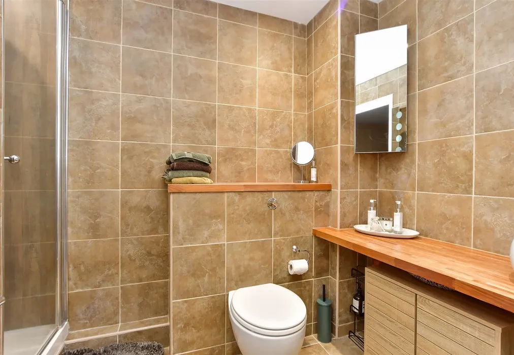 En-Suite Shower Room - The Everglades, Hempstead, Gillingham, Kent - Wards of Kent