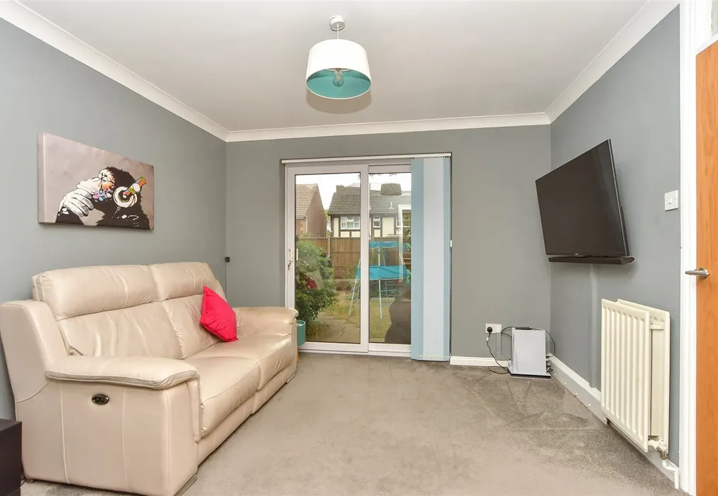 Family Room - The Everglades, Hempstead, Gillingham, Kent - Wards of Kent