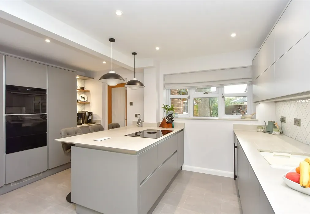 Kitchen/Breakfast Room - The Everglades, Hempstead, Gillingham, Kent - Wards of Kent