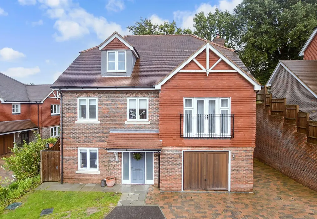 External (Web) - Clockfield, Turners Hill, West Sussex - Wards of Kent