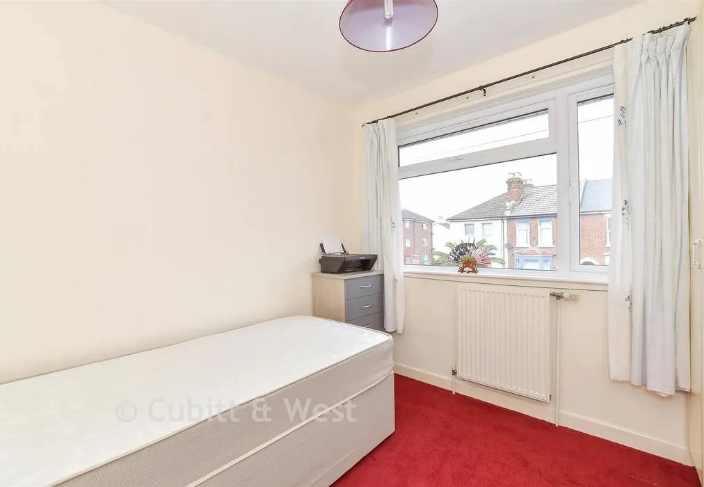 Bedroom 3 - Powerscourt Road, Portsmouth, Hampshire - Wards of Kent