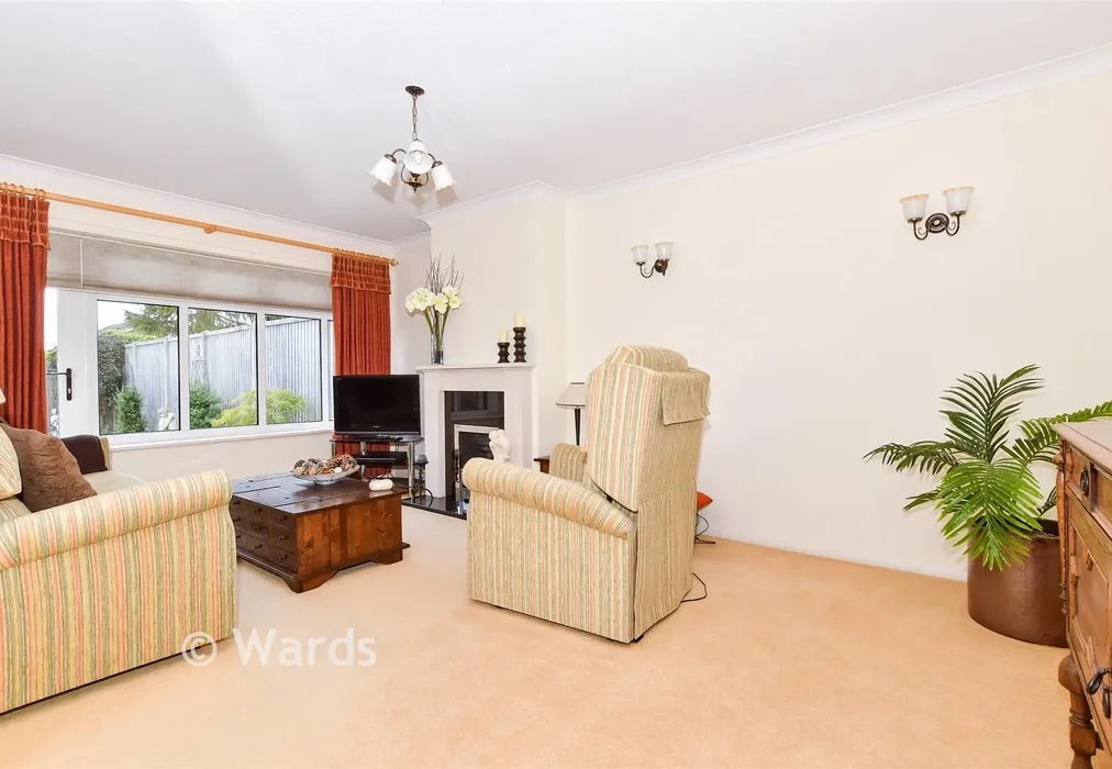 Lounge/Diner - Gresham Road, Coxheath, Maidstone, Kent - Wards of Kent