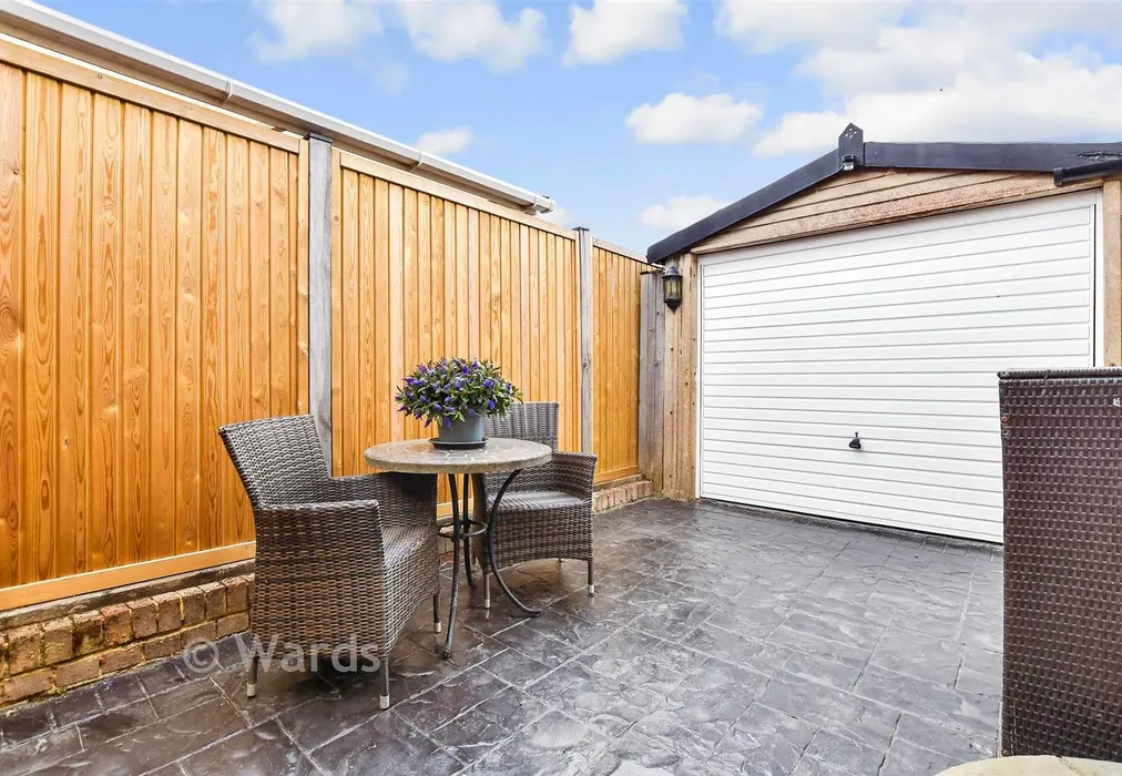 Side Garden - Gresham Road, Coxheath, Maidstone, Kent - Wards of Kent