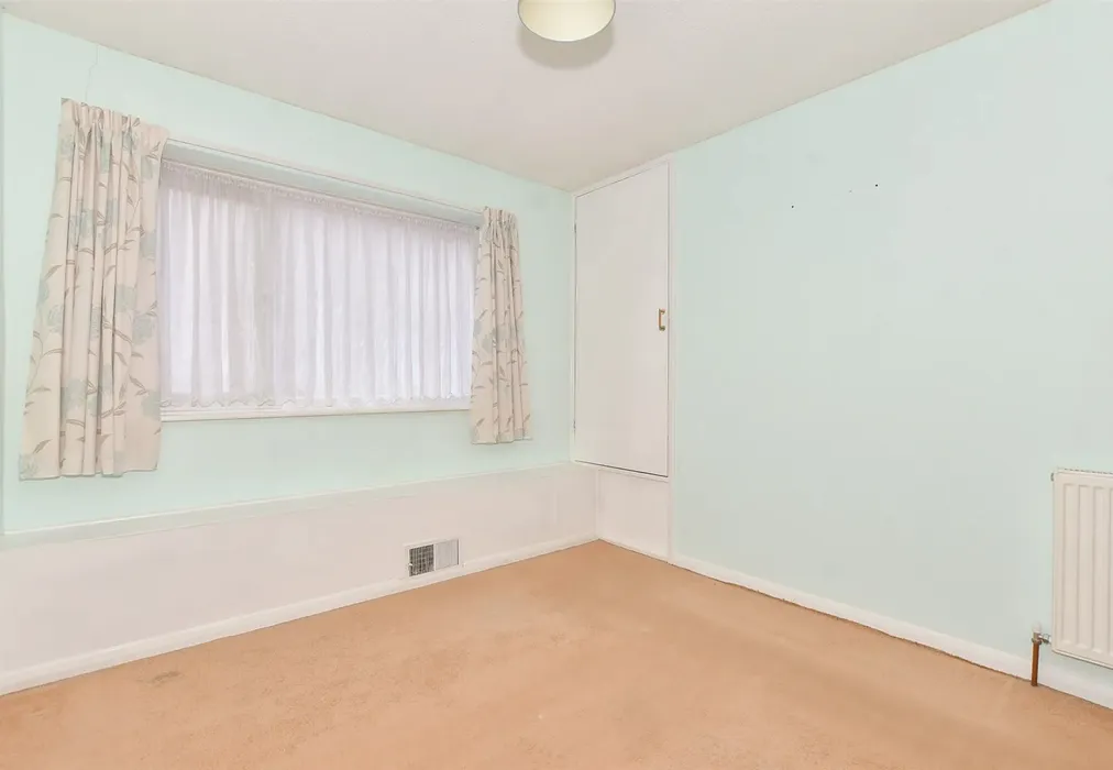 Bedroom 2 - Oxenden Road, Folkestone, Kent - Wards of Kent