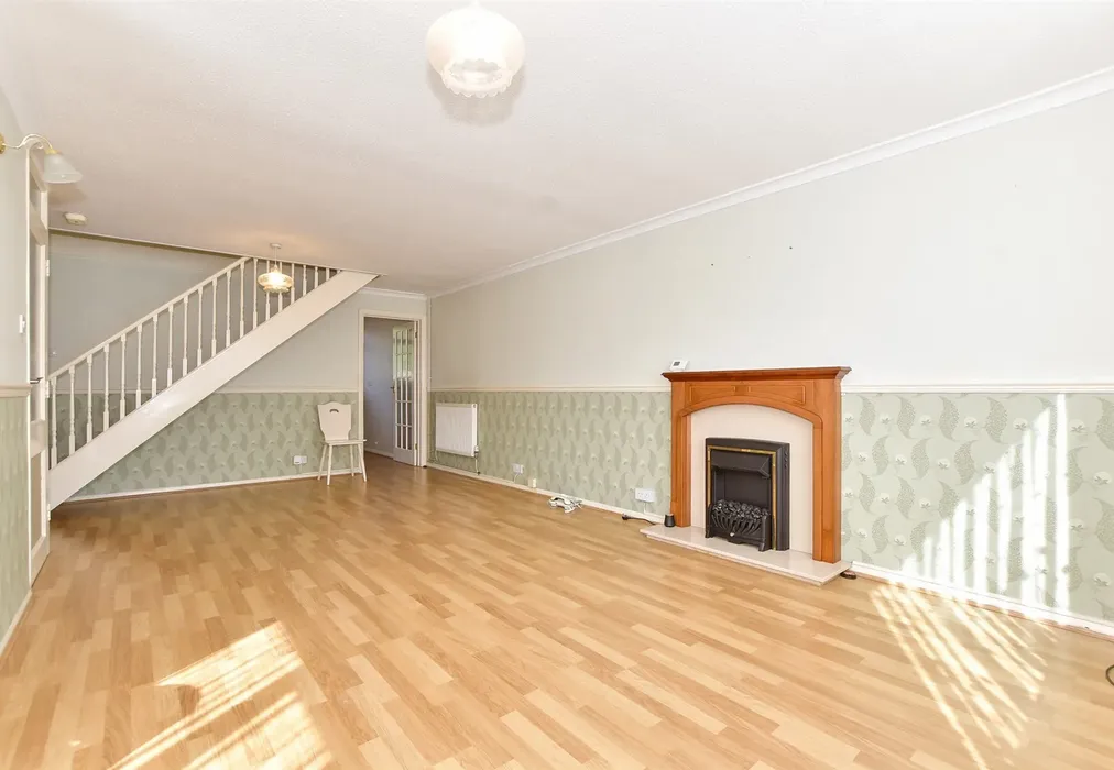 Lounge - Oxenden Road, Folkestone, Kent - Wards of Kent