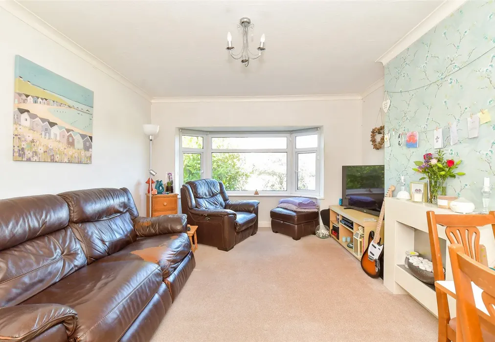 Lounge - West View Drive, Yapton, Arundel, West Sussex - Wards of Kent