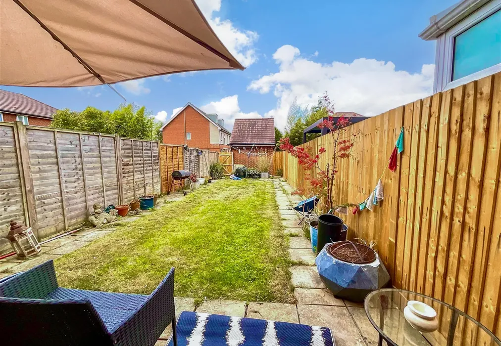 Rear Garden - Grayrigg Road, Crawley, West Sussex - Wards of Kent