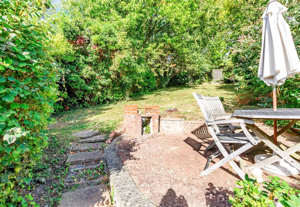 Rear Garden - Princes Avenue, Walderslade, Chatham, Kent - Wards of Kent