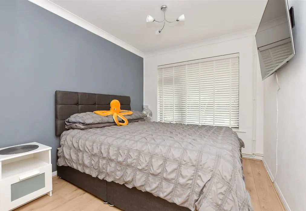 Bedroom 2 - Freemans Close, Seasalter, Whitstable, Kent - Wards of Kent