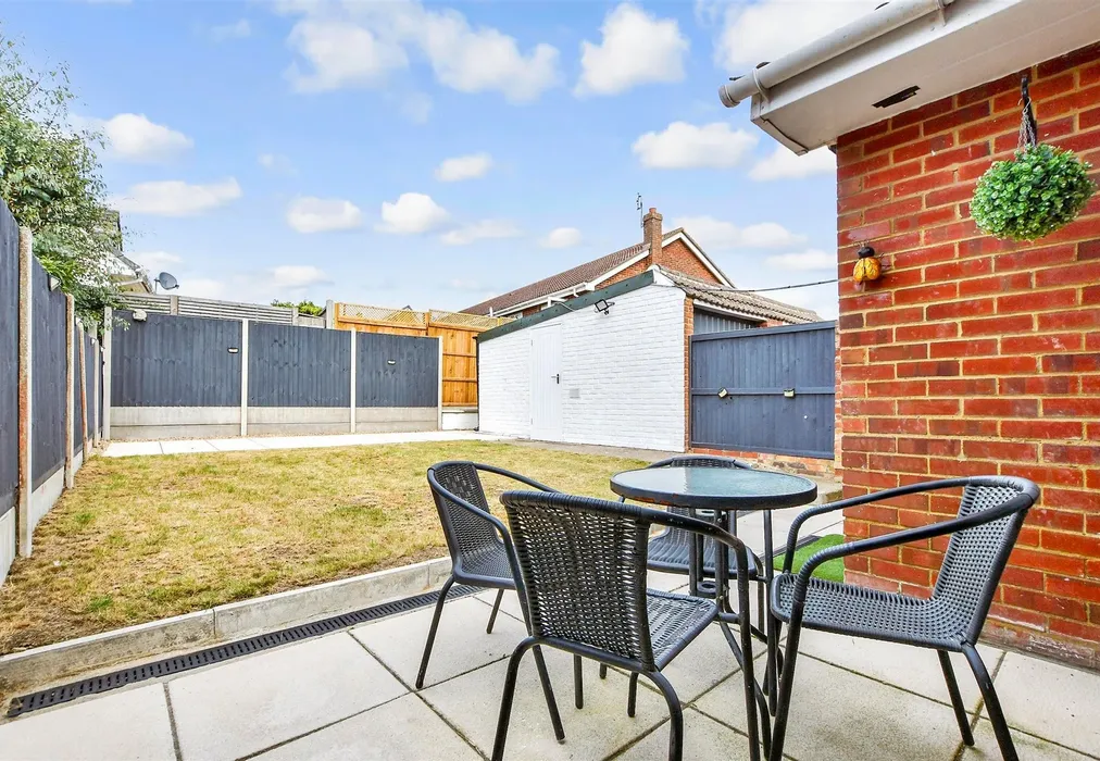 Patio / Decking - Freemans Close, Seasalter, Whitstable, Kent - Wards of Kent
