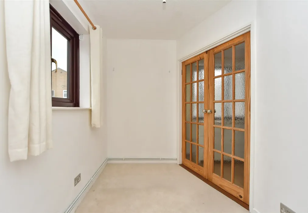 Bedroom - Illustrious Close, Walderslade, Chatham, Kent - Wards of Kent