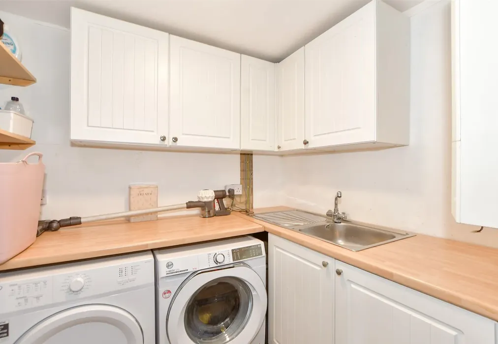 Utility Room - Palmbeach Avenue, Hythe, Kent - Wards of Kent