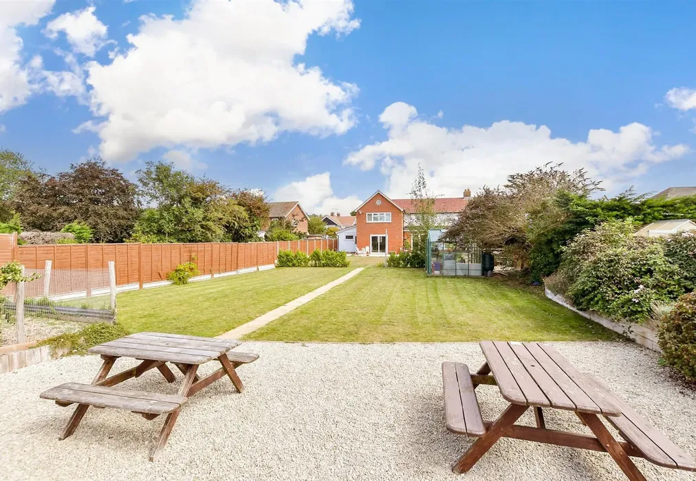 Patio / Decking - Palmbeach Avenue, Hythe, Kent - Wards of Kent