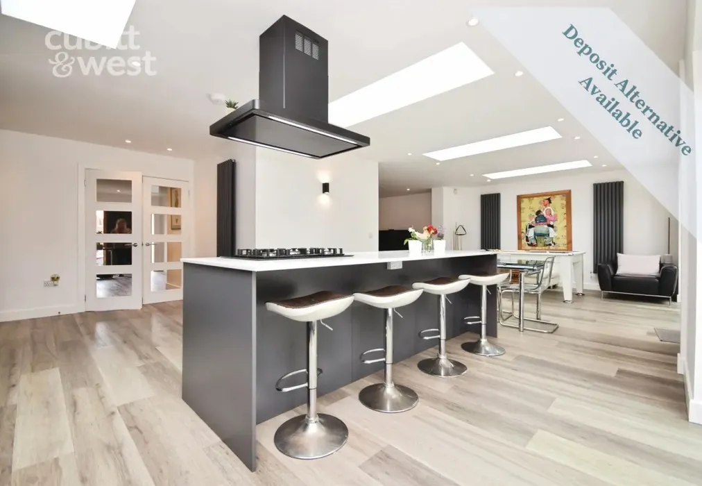Kitchen/Diner - Millyard Crescent, Brighton, BN2 - Wards of Kent