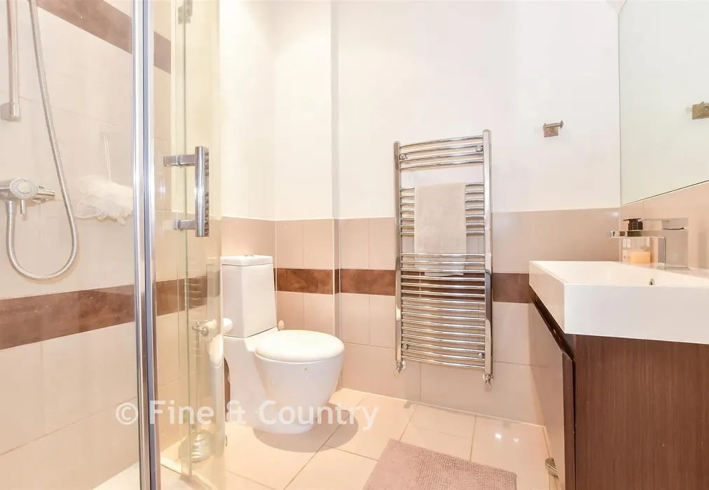 En-Suite Shower Room - Alexandra Road, Kingsdown, Deal, Kent - Wards of Kent