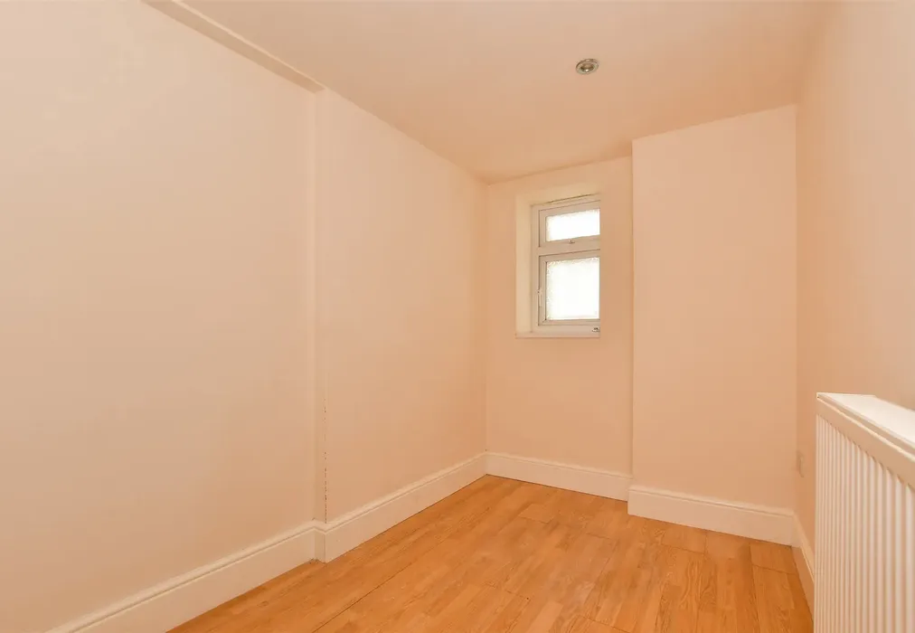 Bedroom 3 - Maison Dieu Road, Dover, Kent - Wards of Kent