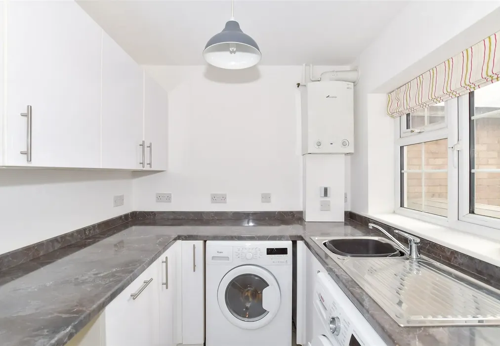 Utility - Vaughan Avenue, Tonbridge, Kent - Wards of Kent