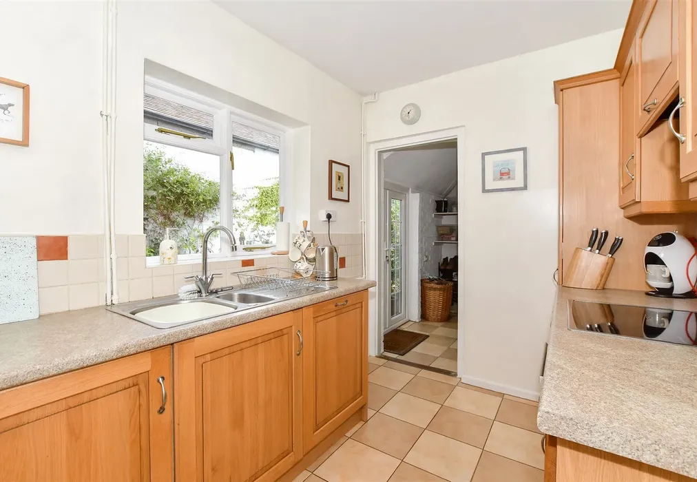 Kitchen - Henfield Road, Cowfold, Horsham, West Sussex - Wards of Kent