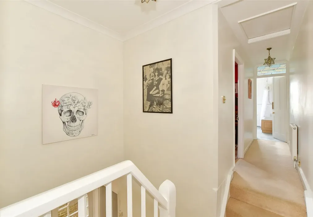 Landing - Henfield Road, Cowfold, Horsham, West Sussex - Wards of Kent