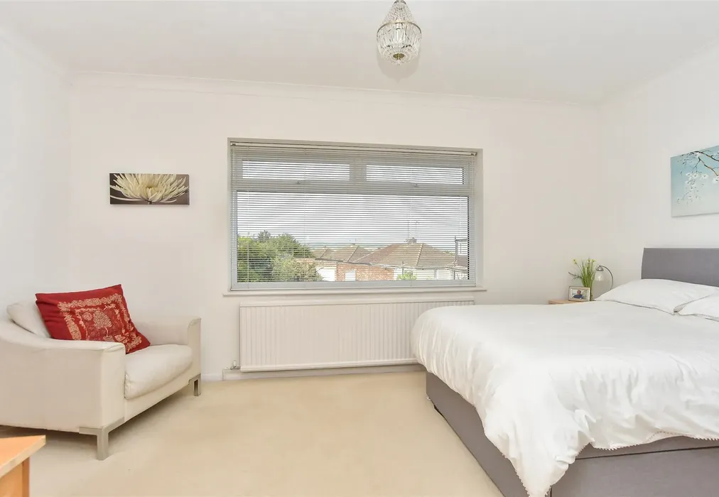 Bedroom 1 - Goddings Drive, Rochester, Kent - Wards of Kent