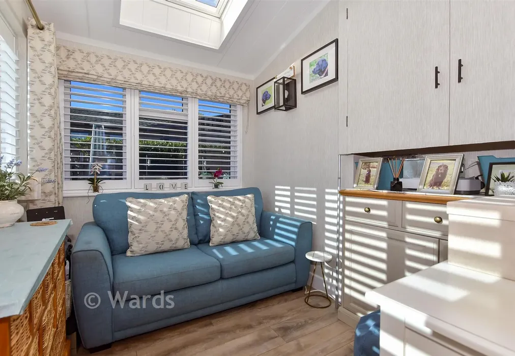 Snug - Well Street, East Malling, West Malling, Kent - Wards of Kent
