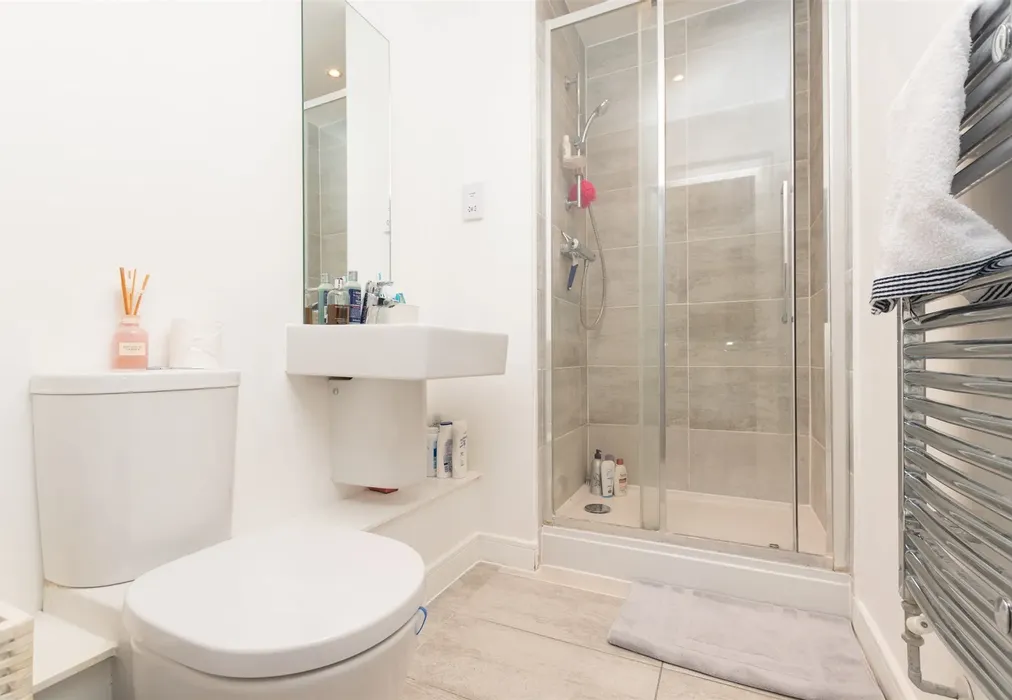 En-Suite Shower Room - Knights Templar Way, Rochester, Kent - Wards of Kent