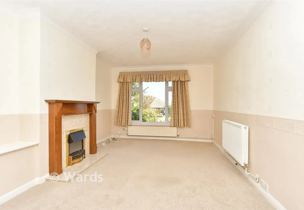 Lounge - Sterling Road, Sittingbourne, Kent - Wards of Kent