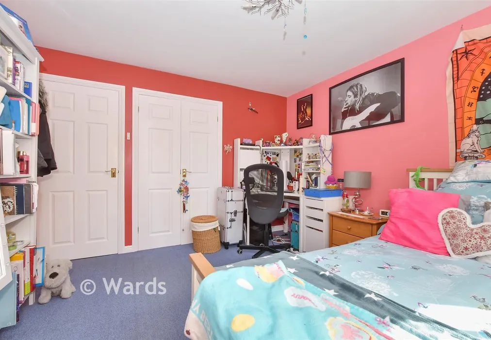 Bedroom 2 - High Meadow, Northiam, Rye, East Sussex - Wards of Kent