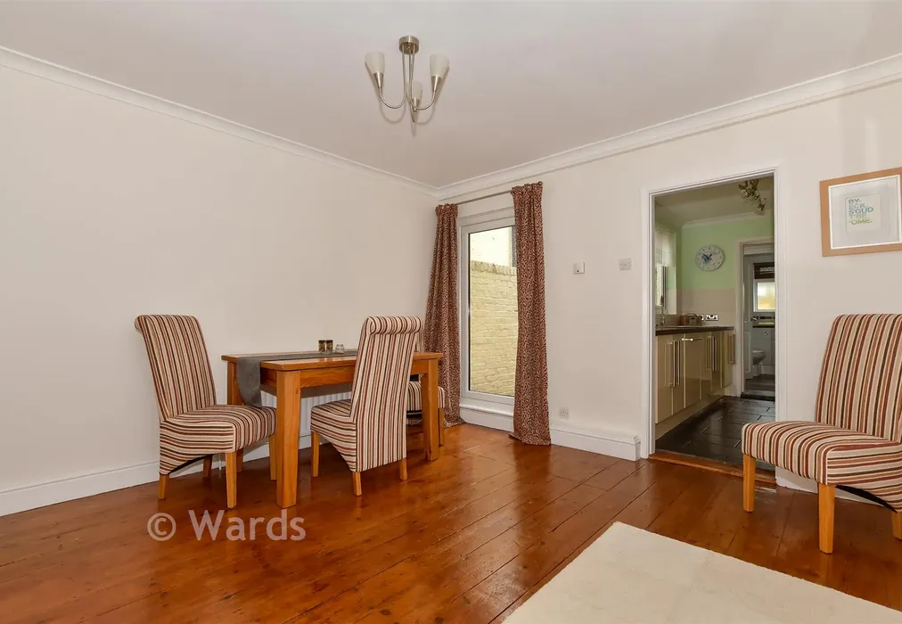 Dining Room - New Hythe Lane, Aylesford, Kent - Wards of Kent