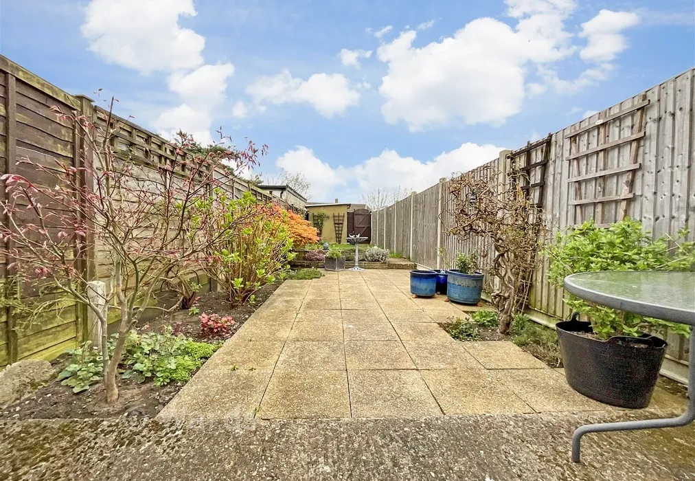 Rear Garden - New Hythe Lane, Aylesford, Kent - Wards of Kent
