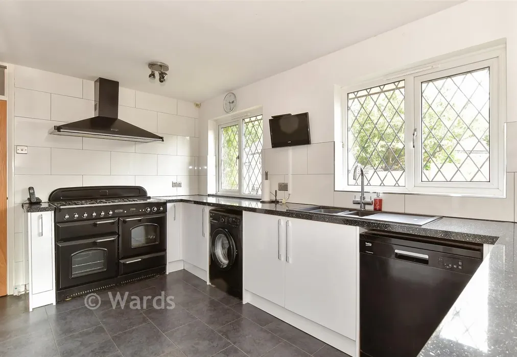 Kitchen - Oaks Dene, Walderslade, Chatham, Kent - Wards of Kent