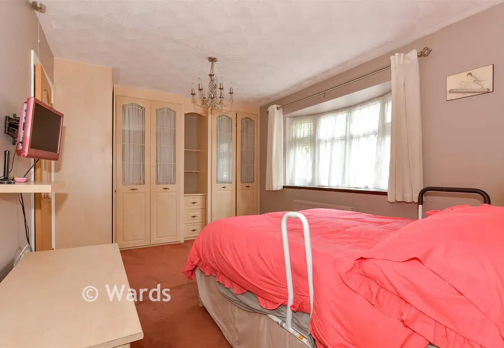 Bedroom 1 - Oaks Dene, Walderslade, Chatham, Kent - Wards of Kent