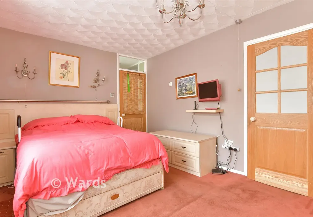 Bedroom 1 - Oaks Dene, Walderslade, Chatham, Kent - Wards of Kent