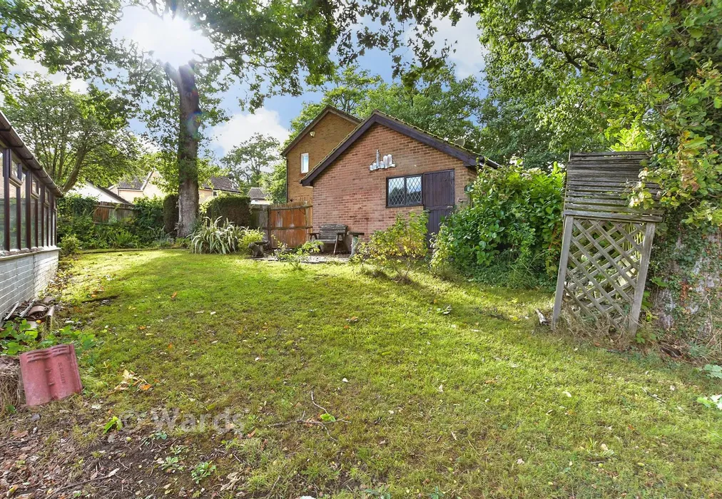 Rear Garden - Oaks Dene, Walderslade, Chatham, Kent - Wards of Kent