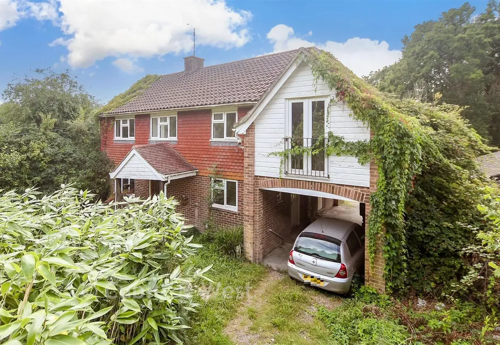 External (Web). - Nuthurst Street, Nuthurst, Horsham, West Sussex - Wards of Kent