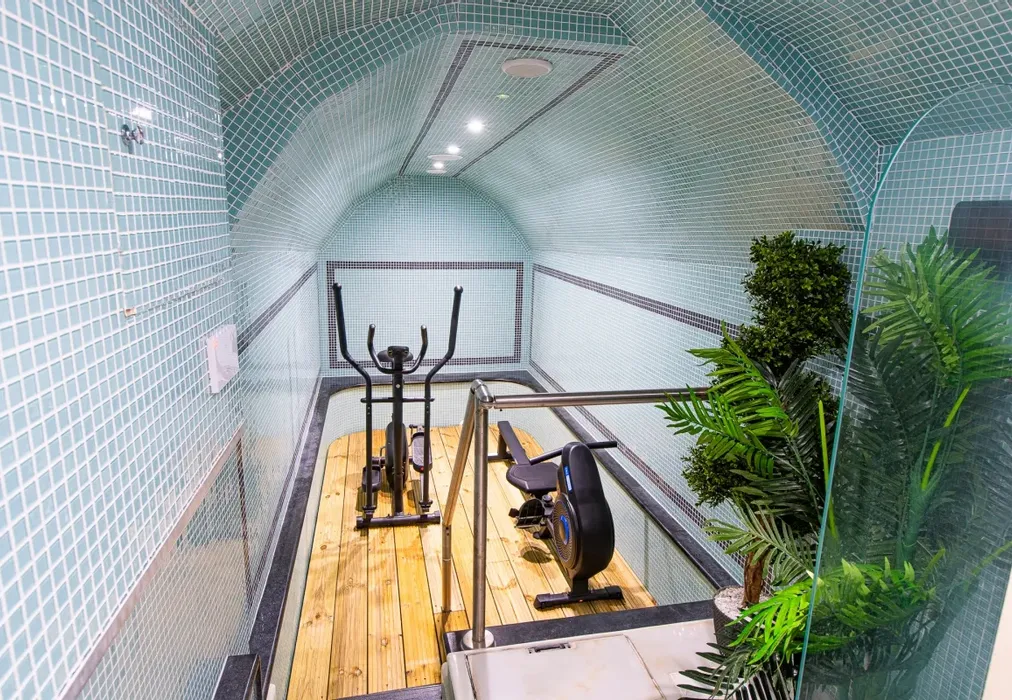 Nel BF gym 1 - Nelson Crescent Ramsgate CT11 - Wards of Kent