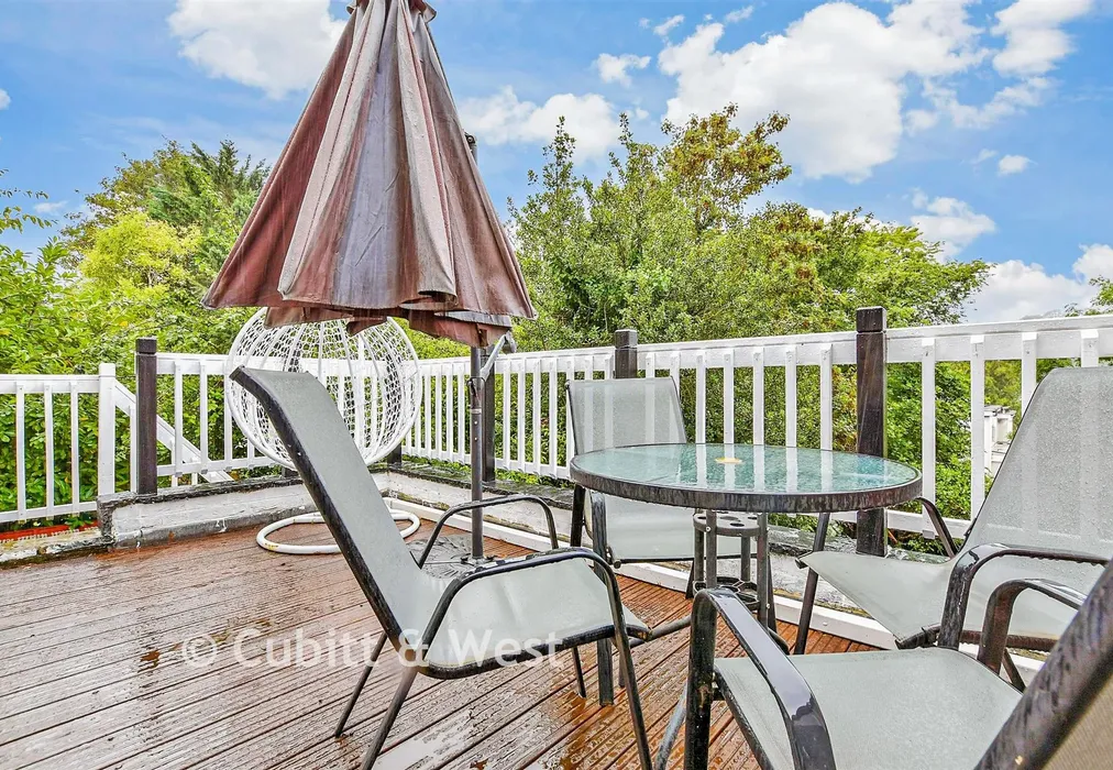 Patio * - Downs Court Road, Purley, Surrey - Wards of Kent