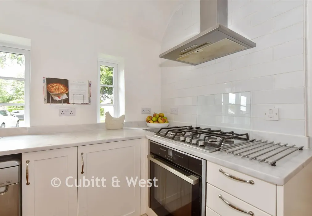 Kitchen/Dining Room - Balcombe Gardens, Horley, Surrey - Wards of Kent