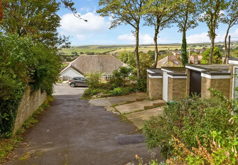 Garage - Crescent Drive North, Woodingdean, Brighton, East Sussex - Wards of Kent